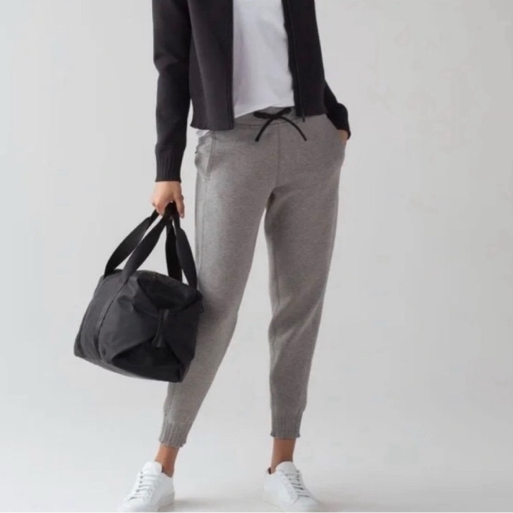 Lululemon NTS Jogger Sweatpants Gray Size 6